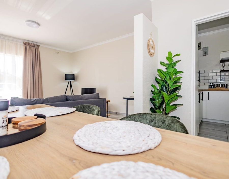 To Let 3 Bedroom Property for Rent in Protea Heights Western Cape